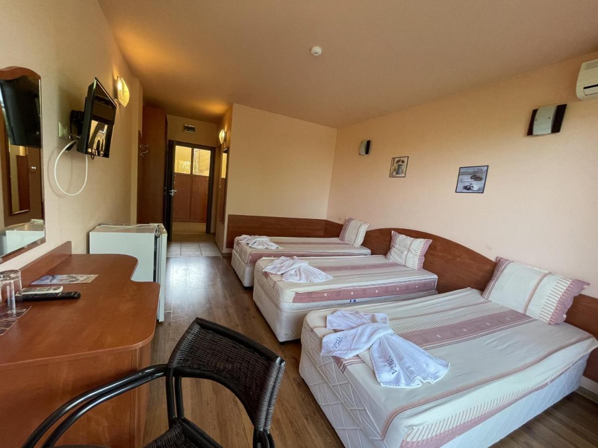 Hotel Vega Kranevo Buitenkant foto